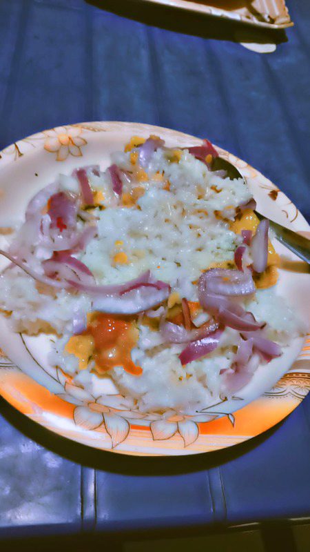 Jab kuxh Bhok Lagy to Bana K kha lina chayi jo b time ho Mhaum khan khushbo tum b li sakti.