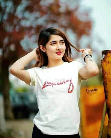 Beautiful People image