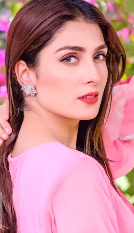 Pakistani Celebs image