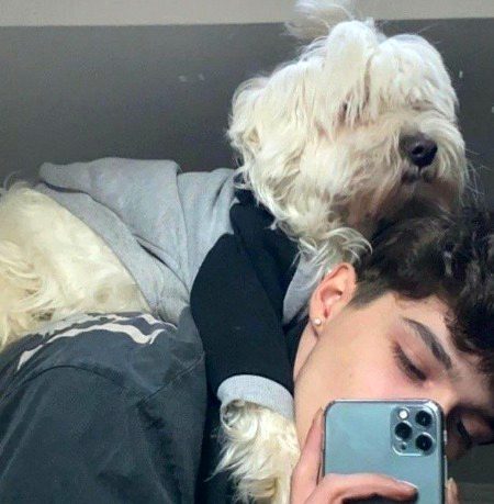 آپ خوش رہا کرو اداس رہنے کو مِیں ہونا ،🍂🖤