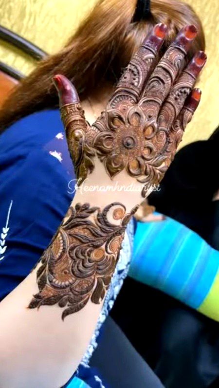 Mehndi Design image