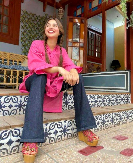 Pakistani Celebs image