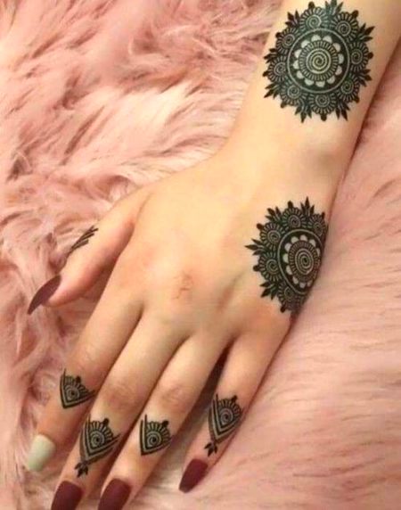Mehndi Design image