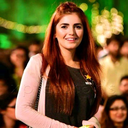 Momina mustehsan