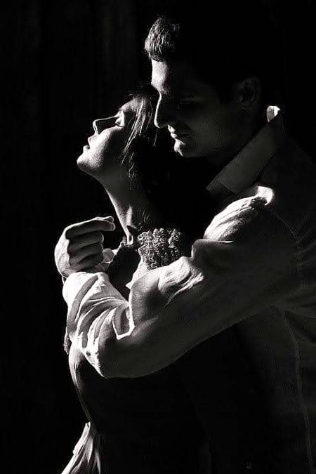 ہم کسی کے لیے خاص ہو سکتے ہیں🥀
مگر مسلسل نہیں ہوسکتے🔥 Mahii 💔