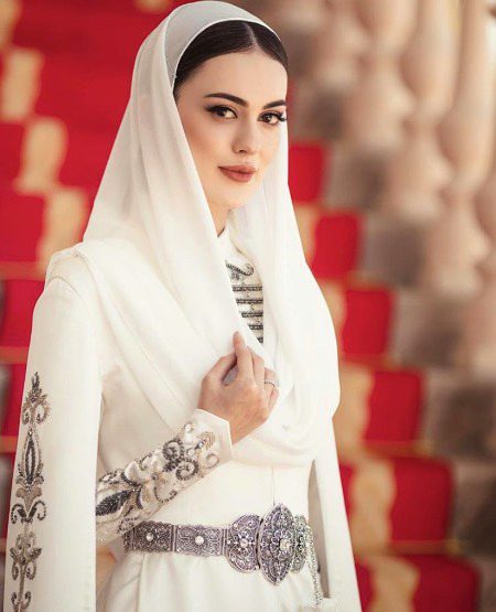 Beautiful People👰🌸 plz catg deya kry