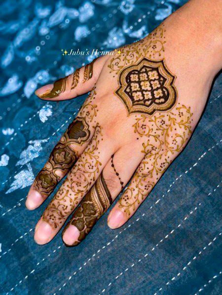 Mehndi Design image