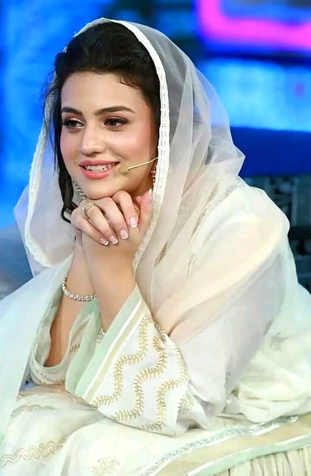 Pakistani Celebs image