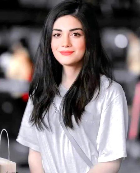 Turkish Celebs image