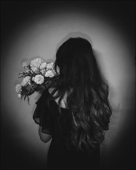 •بیشک زندگی کی ساری بلندیاں.....
*ربّ کے آگے جٌھکنے سے ملتی ھیں`*💯✨