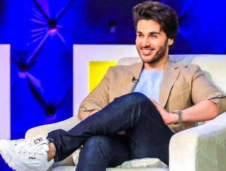 Pakistani Celebs image