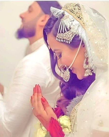 نہیں معلوم کب سے ہے تعلق تم سے🥀
_تمہارا عکس تھا دل میں تمہارے نام سے پہلے🔥 Mahii 💔