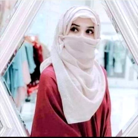 14 February hamary liya Nhi ha Q ka ham muslimaan han😍😍💕💕Allah paak her lrki ko Adayat day Or us ki izzat ko Mayfouz rkhy Ameeen🙏🙏