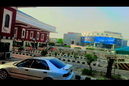 Enter in faislabad ..