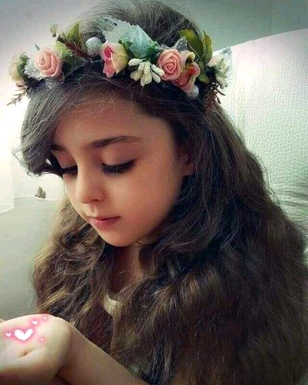 تمہاری میری روحیں عالم ارواح سے آشنائی رکھتی ہیں🥀
یونہی ہم ایک دوسرے کے متلاشی نہیں تھے
ہمارا ملنا مقررہ وقت پر طے شدہ تھا...
اسی لیے جب تم نے مجھے پکارا!
میری روح تمہاری جانب جھٹ سے متوجہ ہوئی
اور ہم باہم ایک دوسرے کے رابطے میں آئے🔥 Mahii 💔