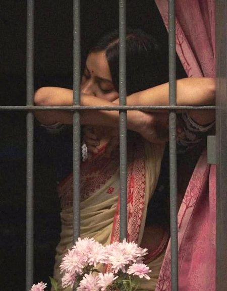 تمھارے بعد نا رکھی کسی سے آس ہم نے..
اک حادثہ بہت تھا..بڑے کام آیا💔Unzii🥀