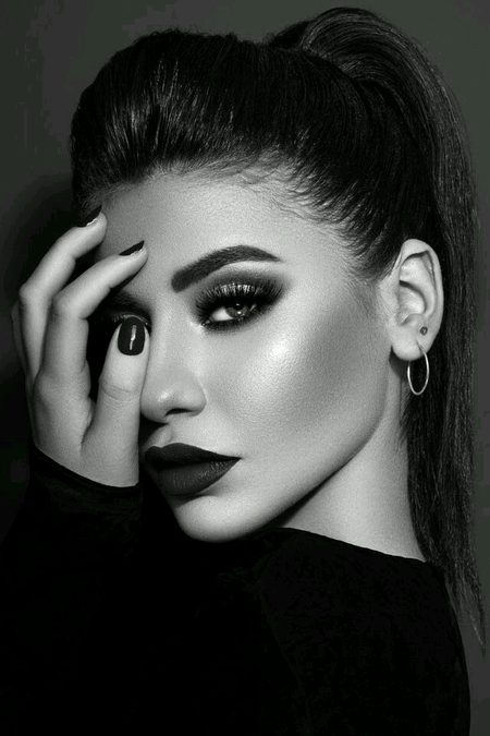 Beautiful People image