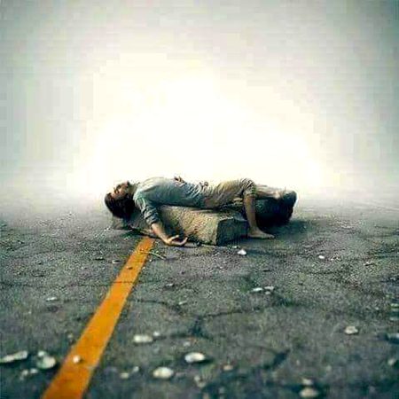 غضب کے ہمدرد ھو تم
درد کے سِوا کچھ نہیں دیتے...