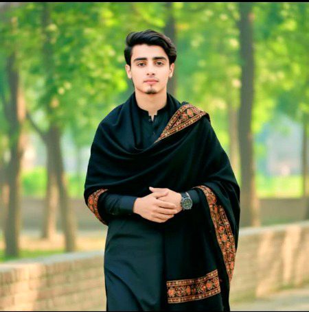 خاموش نگاہوں میں ایسا ہنر رکھا ہے
جو دیکھ لے اِک بار، ہوش کھو بیٹھے، صبر بھول جائے