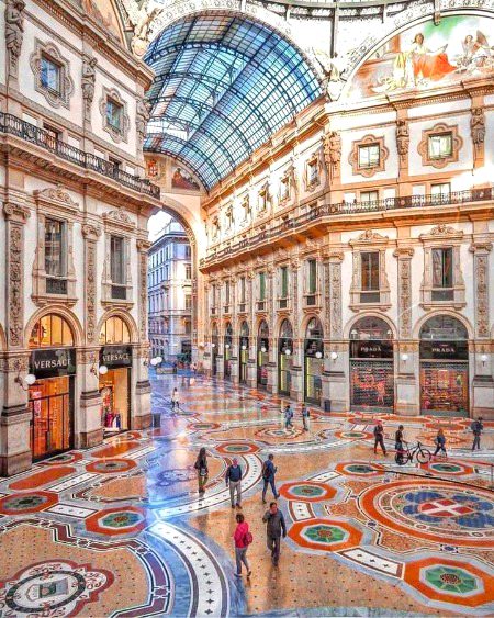 ~ Galeries Vittorio Emanuele II - MILAN, ITALY