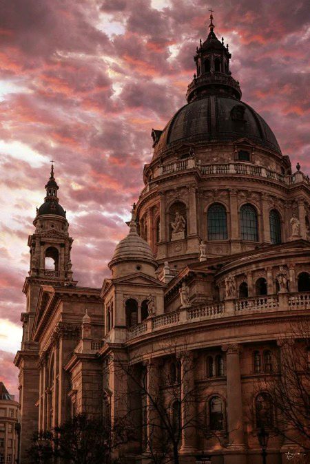 BEAUTIFUL STRUCTURE..🥀