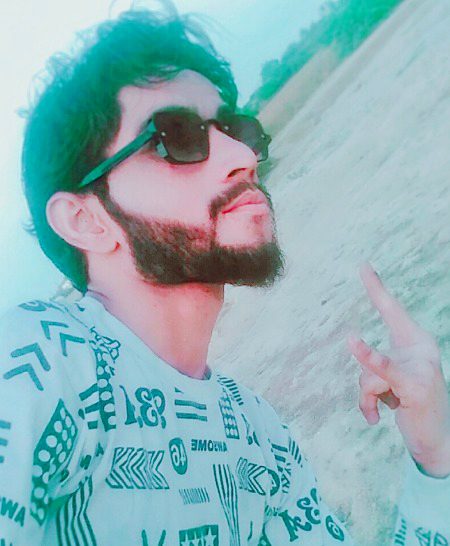 اپنی زندگی کا ایک اصول بناو✌
جو جلتا ہے اسے اور جلاوء 💓
