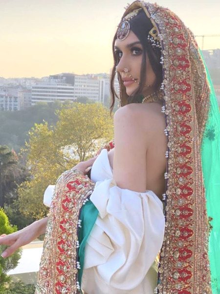 Turkish Celebs image