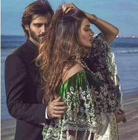 بہکے بہکے ہوئے انداز بیان ہوتے ہیں.....
آپ ہوتے ہیں تو پهر ہوش کہاں ہوتے ہیں