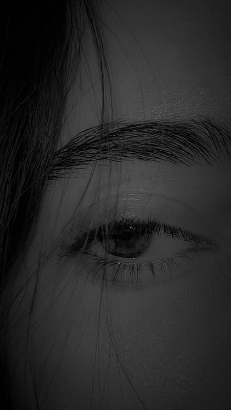 جن آنکھوں کے نیچے گہرے حلقوں کی صورت! 
جانے کتنے زندہ خوابوں کی قبریں ہیں!
تم ان آنکھوں کی تفسیر لکھو گے!
پاگل ہو !