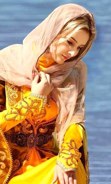 Beautiful People image