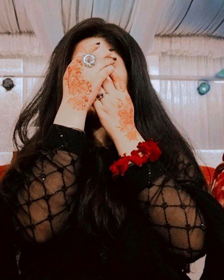 کہا جاتا ہے کہ 
زندگی کے سفر میں کبھی کبھی محنت اور ڈگریاں ہار جاتی ہیں 
قسمت اور دعائیں جیت جاتی ہیں