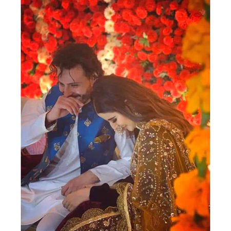 خوبصورتی تو ایک طرف
وللہ تم تو معصوم بھی بہت ہو🤩