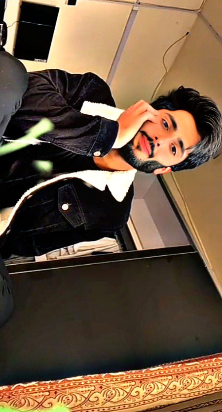 Beautiful People image