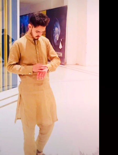 Beautiful People image