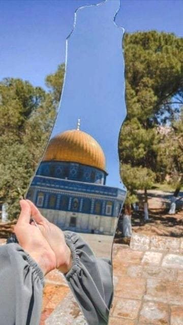 جہاں لوگ مسکرا کـر دیتـے جان اپنـی ایمان کی خاطر 
میں نـے اس بستی کا نام فلسطین سنا ہـے 🇵🇸
❤🩹💔❣️