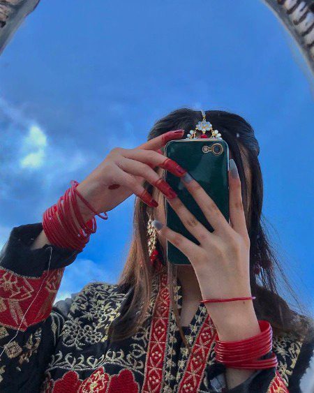 Beautiful People image