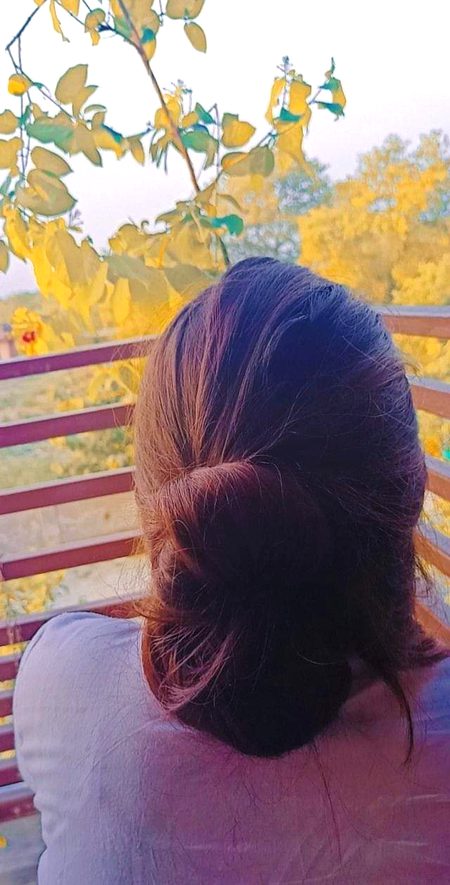 ہونگے کچھ اور بھی اسباب تباہی کے مگر 
خوش گمانی بھی کہیں کا نہیں رہنے دیتی🔥 Mahii 💔