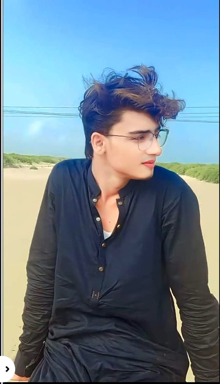 Beautiful People image