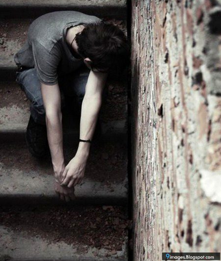 Hum akhri sans tk yar tere hen..Dil pe sare ikhtiar tere hen..Tum ao to neend nahi ati..
Neend aye to sare khuwab tere hen..log shamil thy or bhi lekin dil teri koshisho se toota he
 Teri har bat muhhabat me gawara karke dil ke bazar me bethe hen khasara karke.