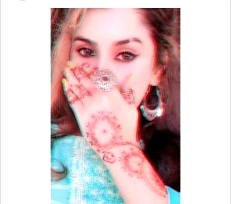 "لوگ ہی تو میرے انتخاب پر تُلے ہوئے ہیں
میں تو کہتی ہوں کوئی خوبی نہیں مجھ میں🔥