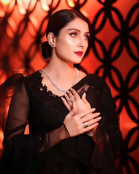 Pakistani Celebs image