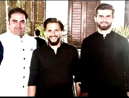 Pakistani Celebs image