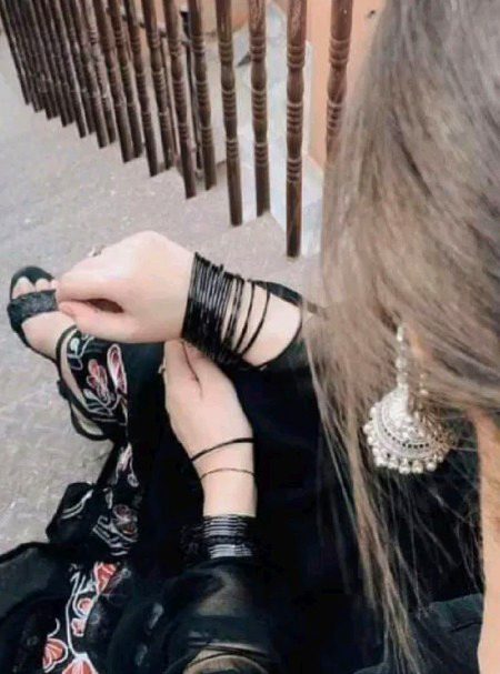 Beautiful People image