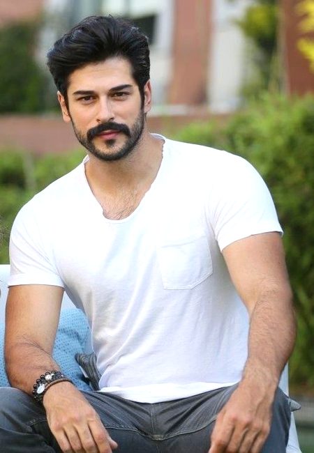 Turkish Celebs image