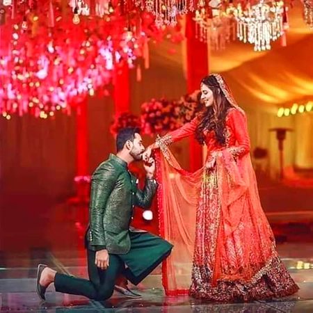خوشی کہاں _ ہم تو غم چاہتے ہیں 
خوشی تو اسے دے دو ___ جسے ہم چاہتے ہیں 💞