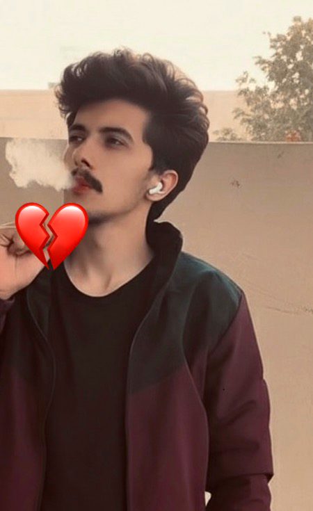 اِنسان کی سب سے بڑی غلطی یہ ہے کے
وہ رب سے پہلے اِنسان کے آگے روتا ہے۔💔🙁