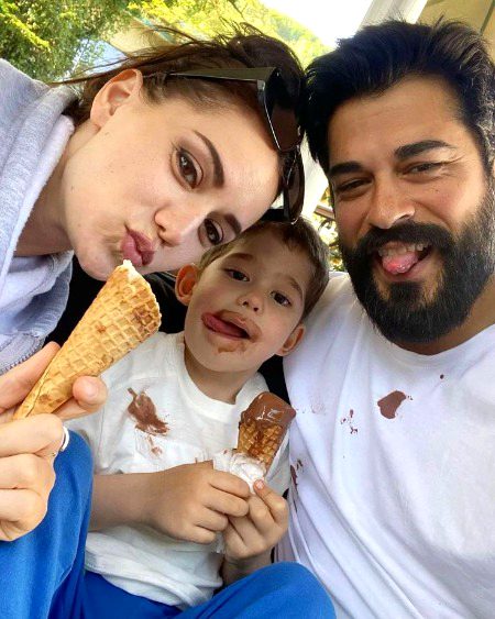 Turkish Celebs image