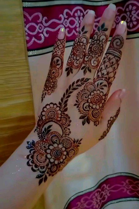 Mehndi Design image