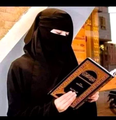 میرے مولا ہمارے دلوں میں قرآن اور نماز پڑھنے کی ایسی چاہت پیدا کر دے کہ پڑھے بنا سکوں نہ آئے
 بیشک تو قادر ہے ہر چیز پر ❤
