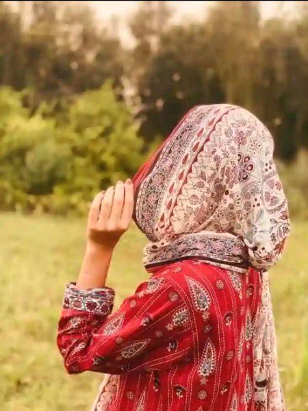 عقیدتوں کے رشتوں میں بددعا کا تصور نہیں ہوتا 
جو دسترس سے نکل گیا خدا اسے خوش رکھے......!!🖤